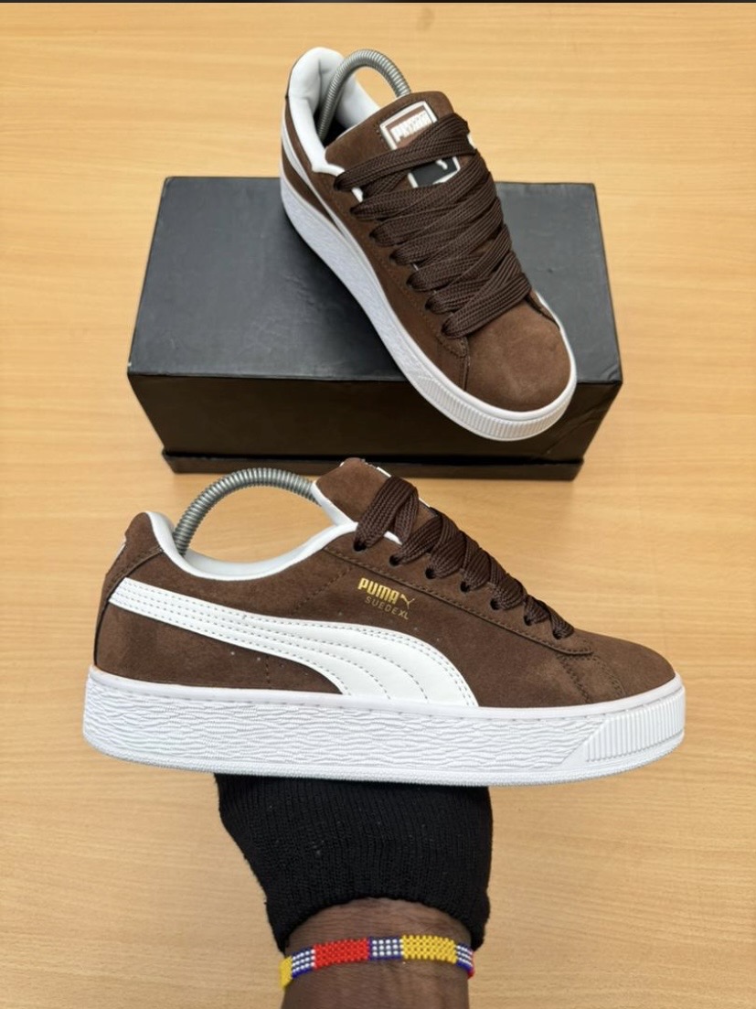 Lizzel’s sneaker hub